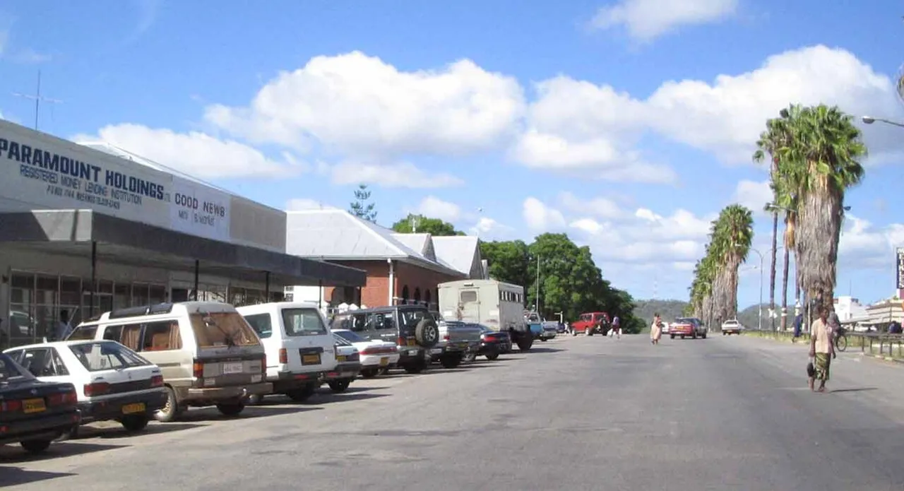 A street view of Masvingo, the capital of Masvingo Province in southeastern Zimbabwe.