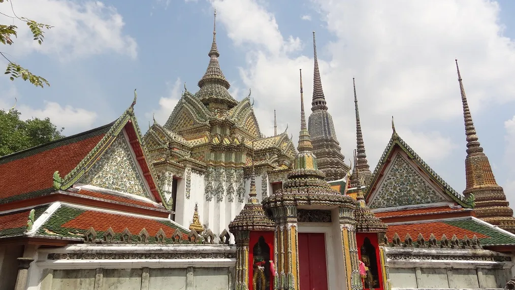 The outer perimeter wall of Wat Pho temple in Bangkok, Thailand.